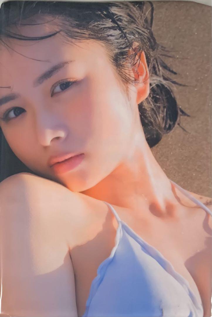 【新品未使用】上村ひなの　抱き枕カバー　白海❸