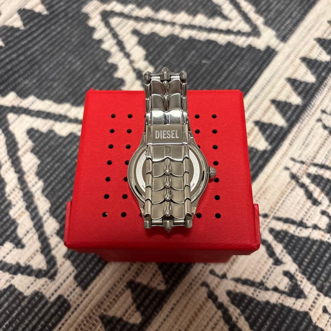 DIESEL 腕時計 VERT DZ2185