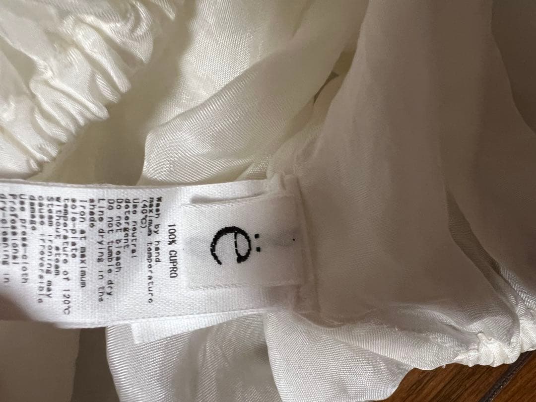 【yo BIOTOP】cupro gather puff blouse