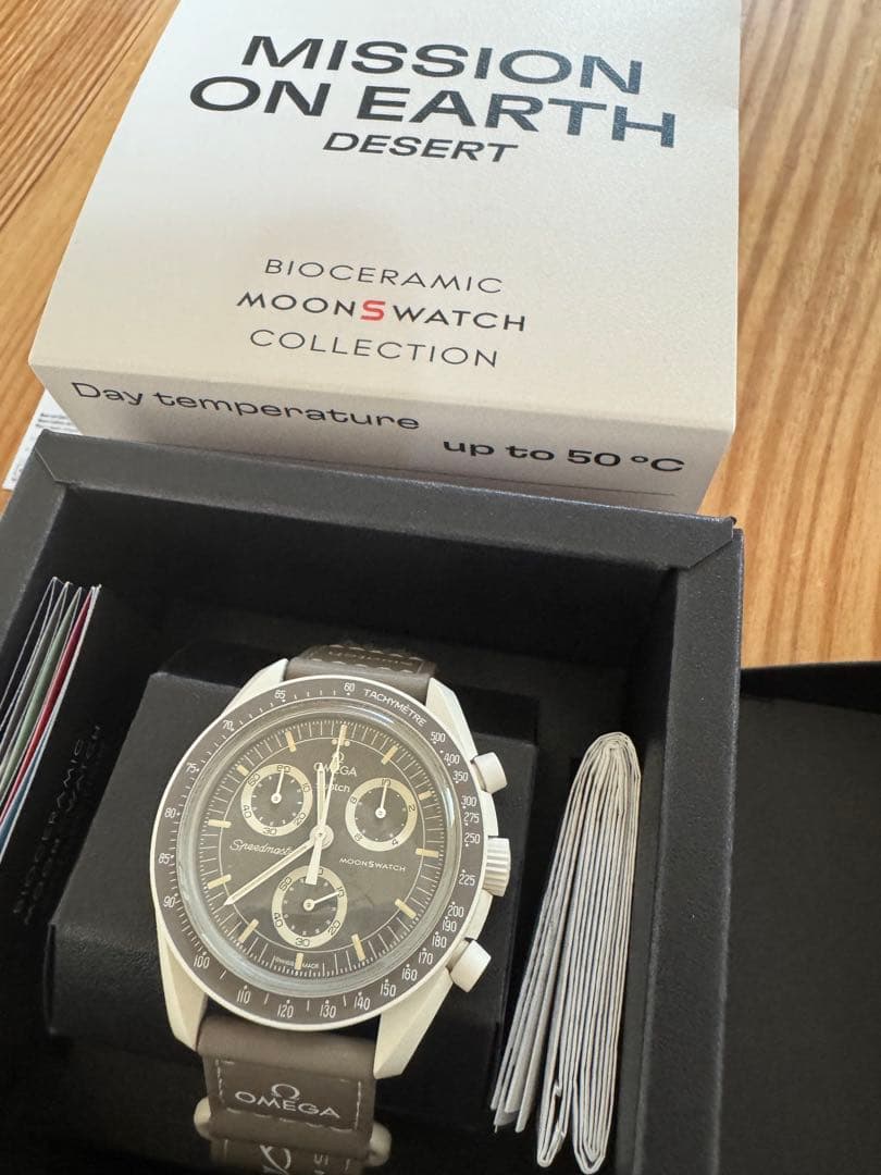 スウォッチ×オメガ ミッションオンアース
