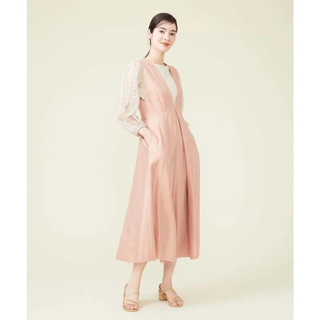 シビラ　Vネックタックジャンパードレス