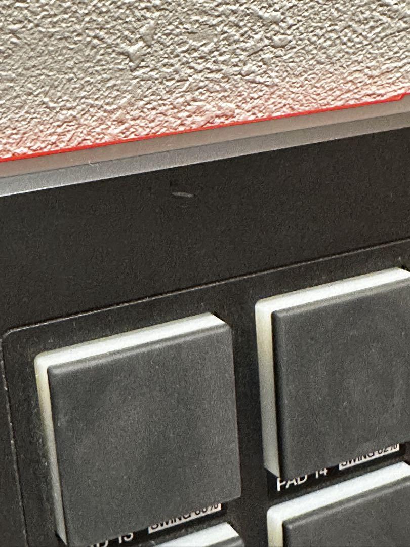 美品　AKAI MPD218 MIDIパッド　箱無し