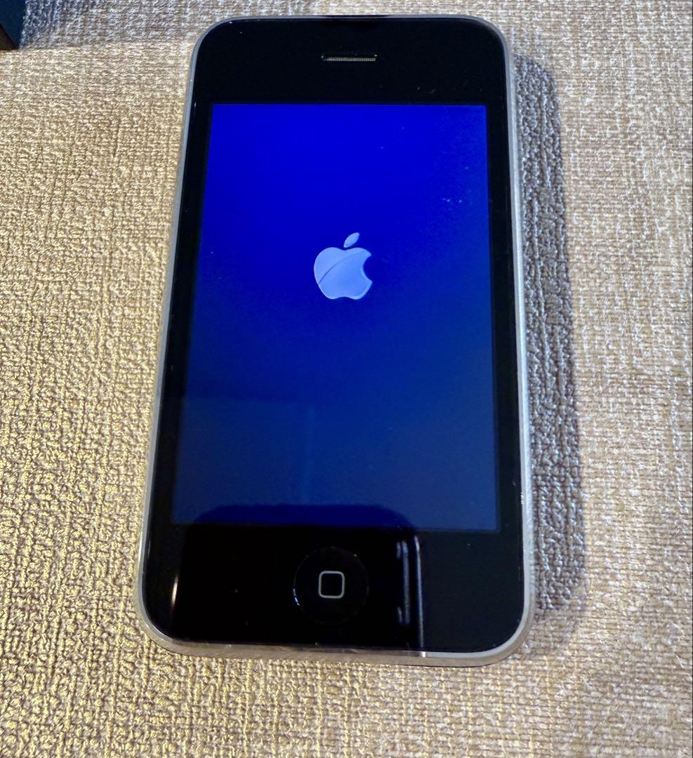 【美品】Apple iPhone 3GS 32GB 充電器付き　SIMフリー