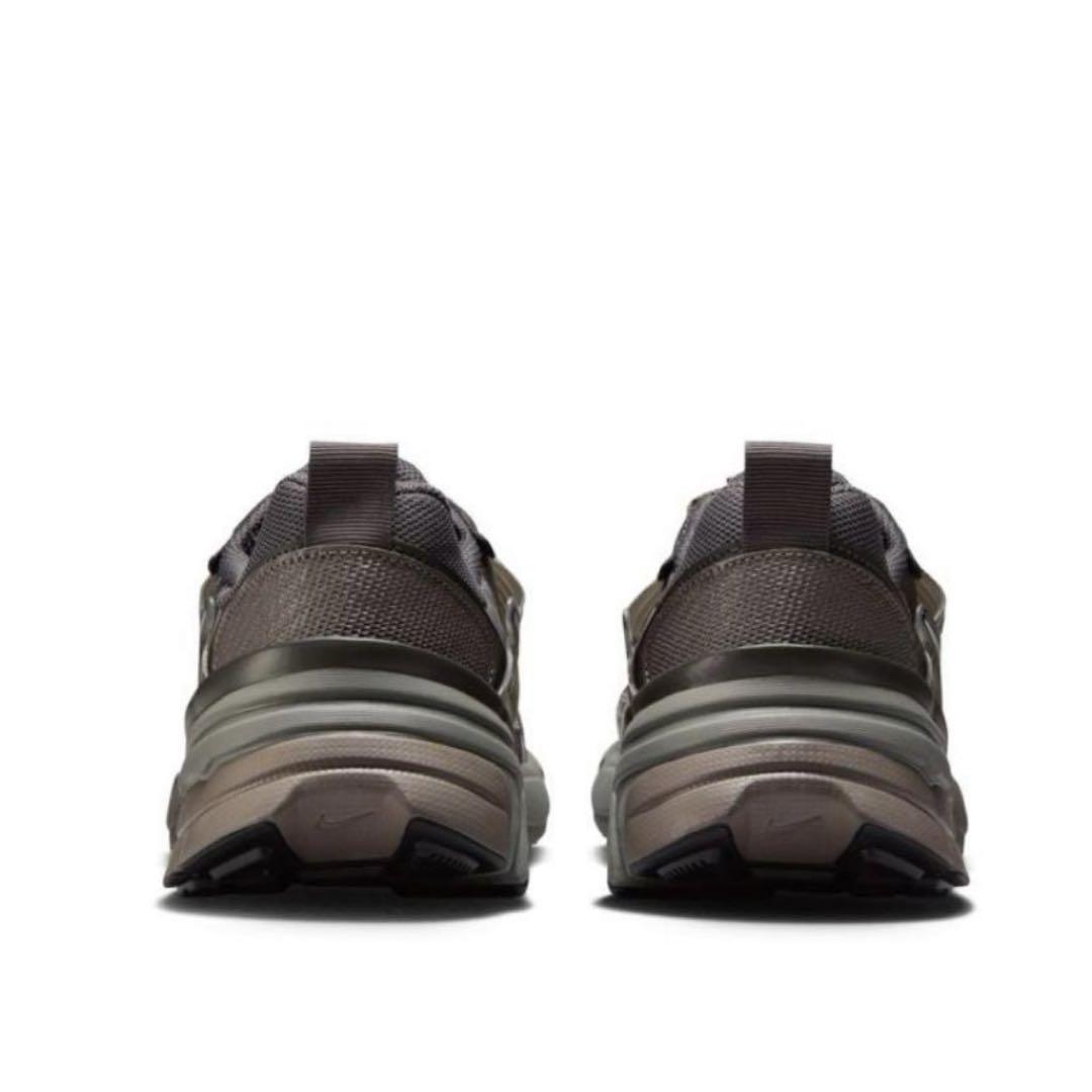 NIKE ナイキ V2K RUN HQ1678-200 25.5cm