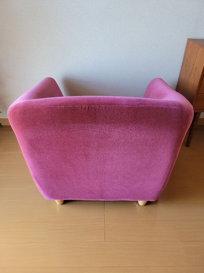 代引き手数料無料Arne Ballon 1Pソファー モケット パープルピンク