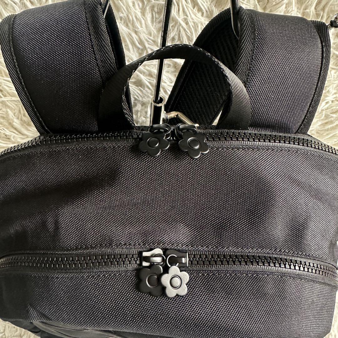 美品 MARY QUANT ライトラインデイジー リュック バックパック