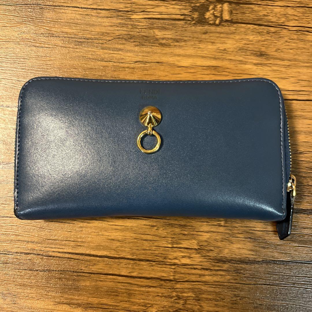 FENDI 長財布 ネイビーブルー