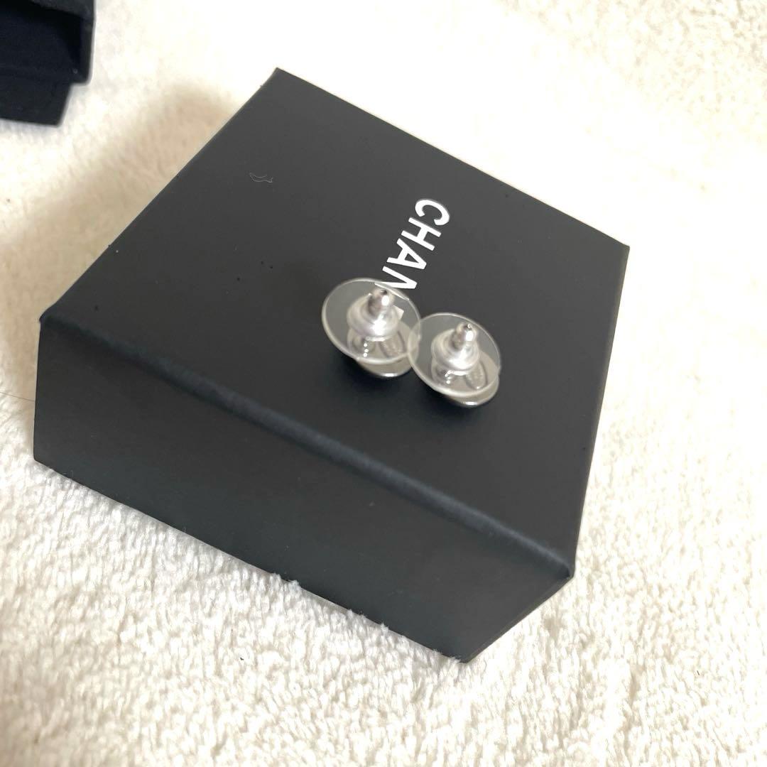 ピアス 刻印入