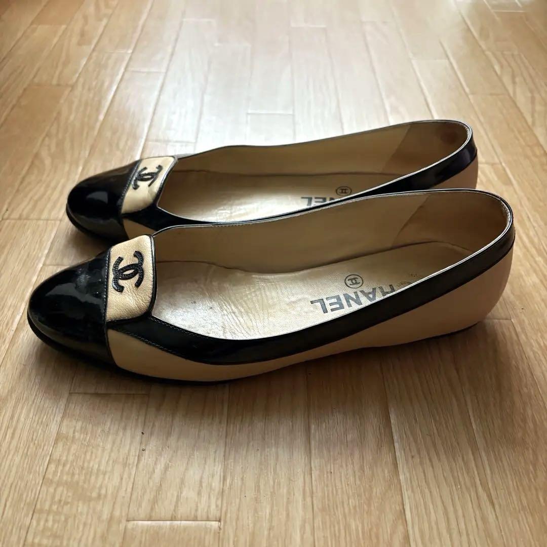 激レア【CHANEL シャネル】フラットシューズ 36.5 バイカラー