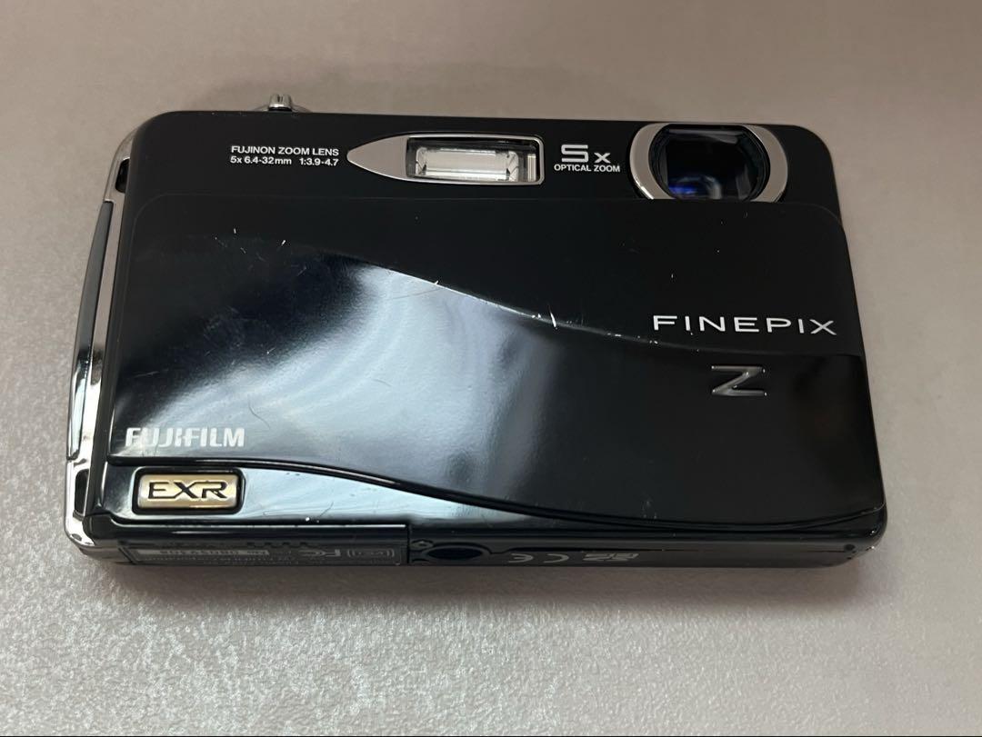 FUJIFILM FINEPIX Z700EXR ブラック　デジタルカメラ