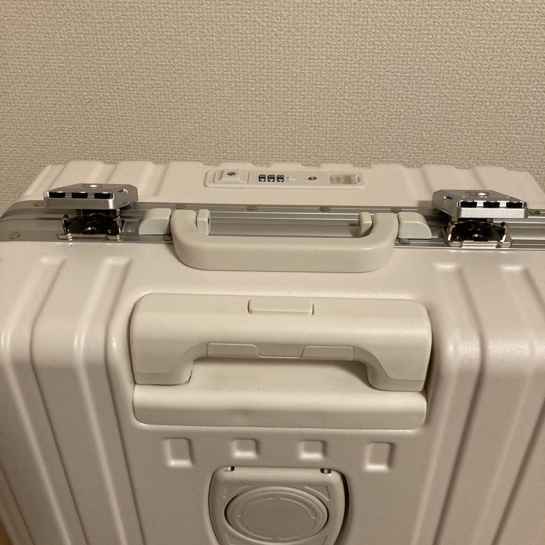 スーツケース　SS