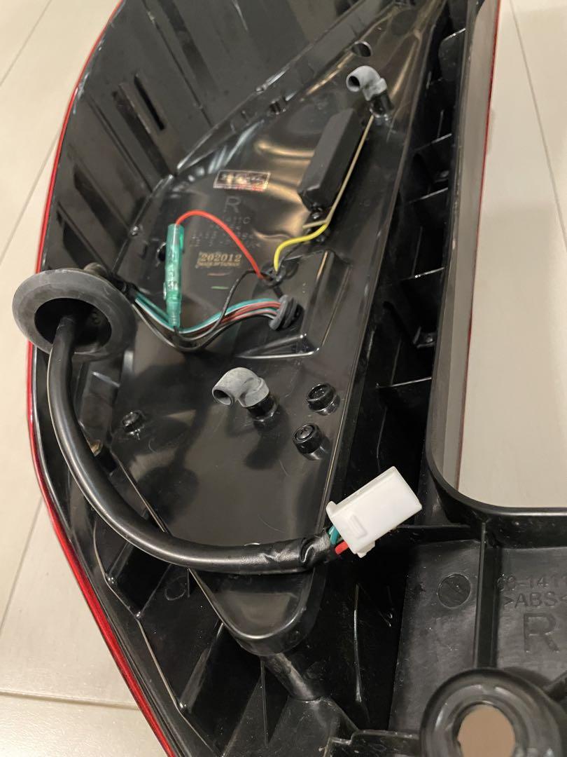 NHP10 アクア