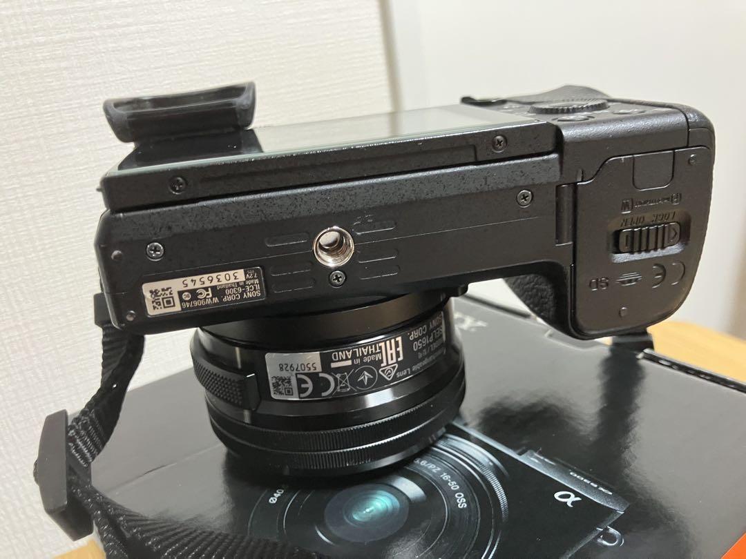 SONY α6300 ミラーレス一眼パワーズームレンズキット　USB電源おまけ α6300 | デジタル一眼カメラα（アルファ） | ソニー