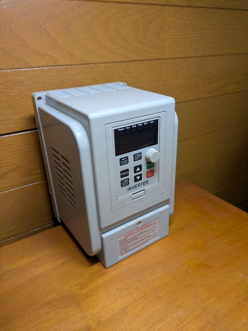 中華製インバーター2.2kw 単相200v入力 3相200v出力