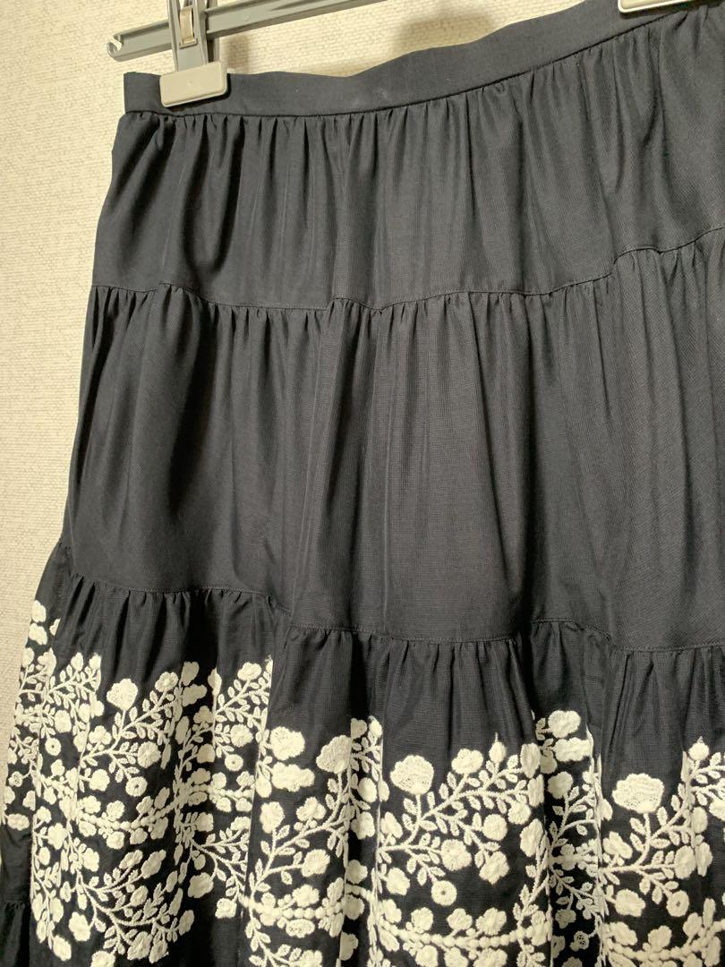 ミナペルホネン　floraleaf ティアードスカート 38 ネイビー新品 ミナペルホネン floraleaf ティアードスカート 38 ネイビー新品