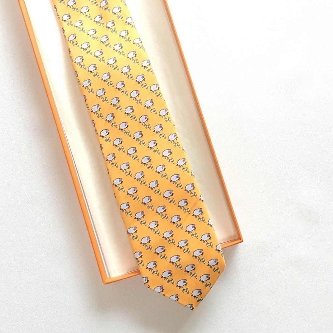 【美品】HERMES ネクタイ 羊 H柄 シルク100% エルメス HERMES ネクタイ シルク オレンジ H柄 動物柄 ヒツジ