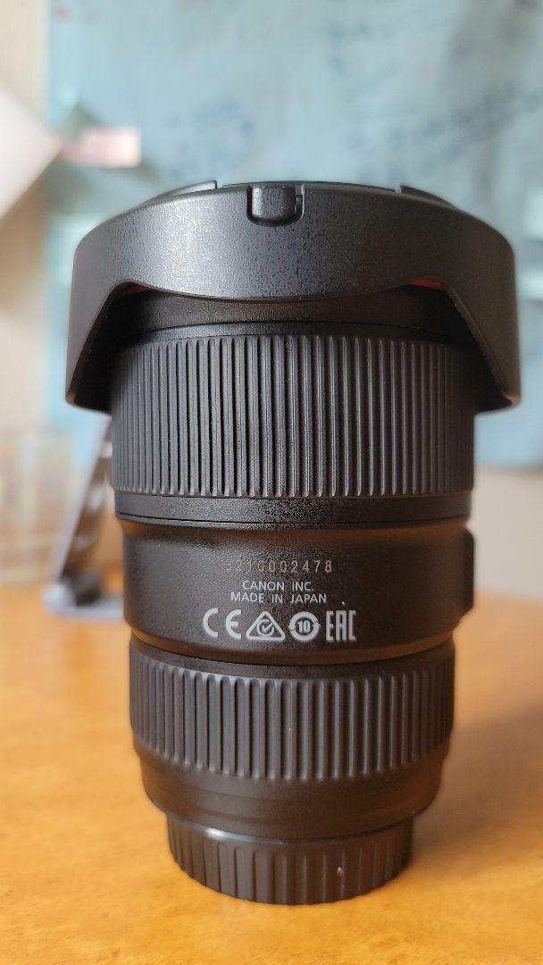 Canon EF 16-35mm f/4L IS USM (カメラリュック付属)