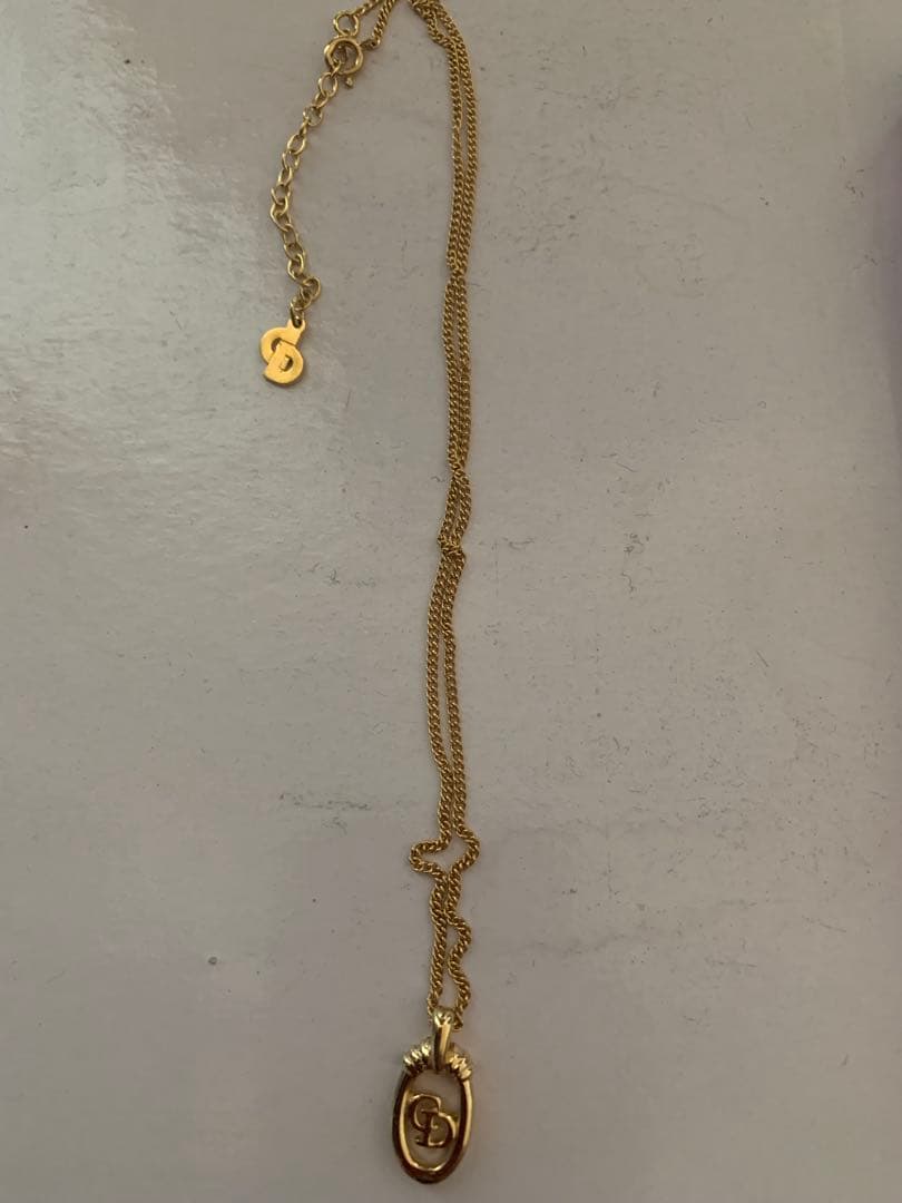 ゴールド ロゴペンダント ネックレスアクセサリー
