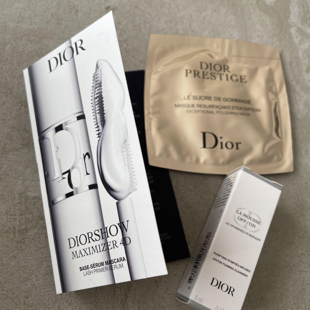 Dior Capture Totale ルースパウダー ノベルティーポーチ付き