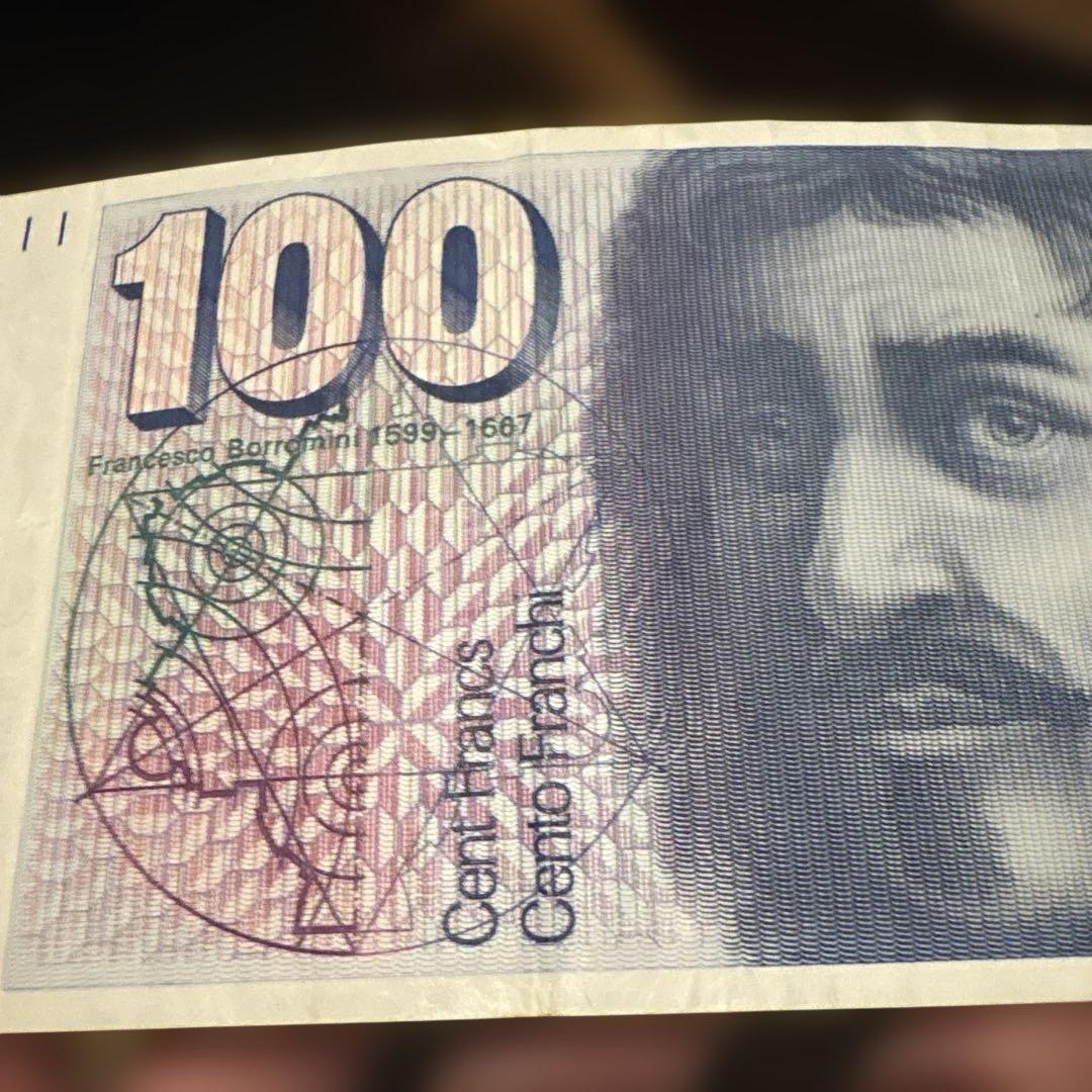 スイス 100フラン