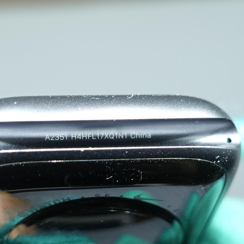 Apple Watch SE 40mm Nike GPS スペースグレイ