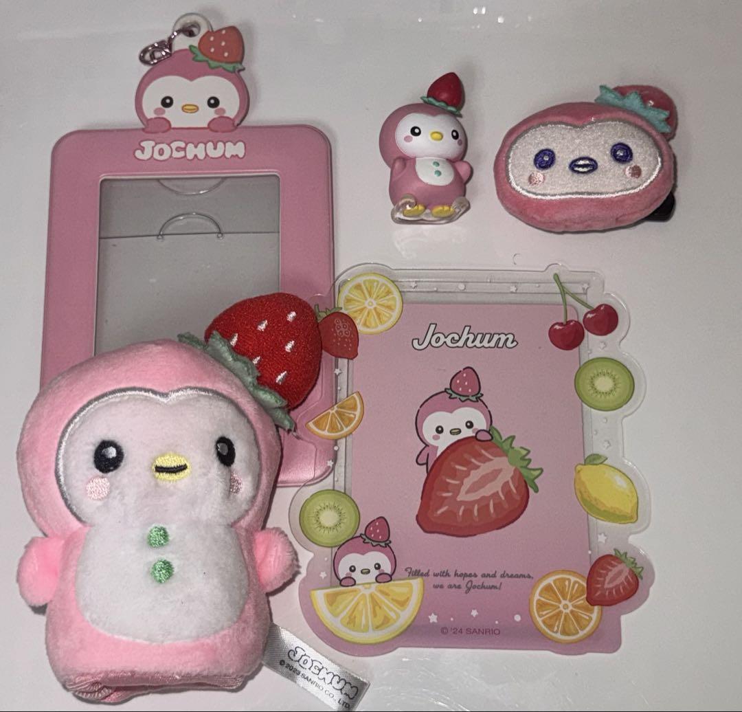 JO1 JOCHUM 川西拓実　ぽぽ　トレカケース　ピンバッジ Amazon.co.jp: JO1 JOCHUM トレカケース ぽぽ 川西拓実 : おもちゃ