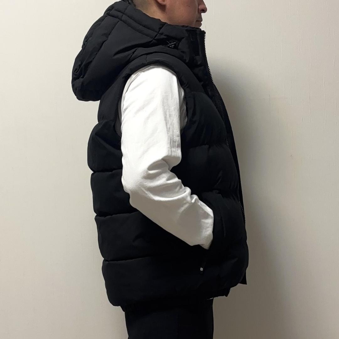 【ZARA】ナイロン フード付き中綿ベスト - Black 【ZARA】ナイロン フード付き中綿ベスト - Black