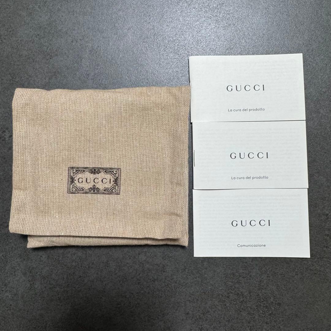 折りたたみ財布