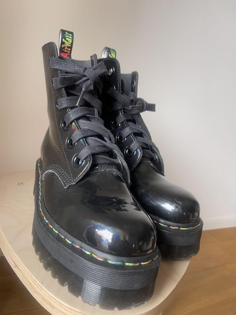 Dr.Martens