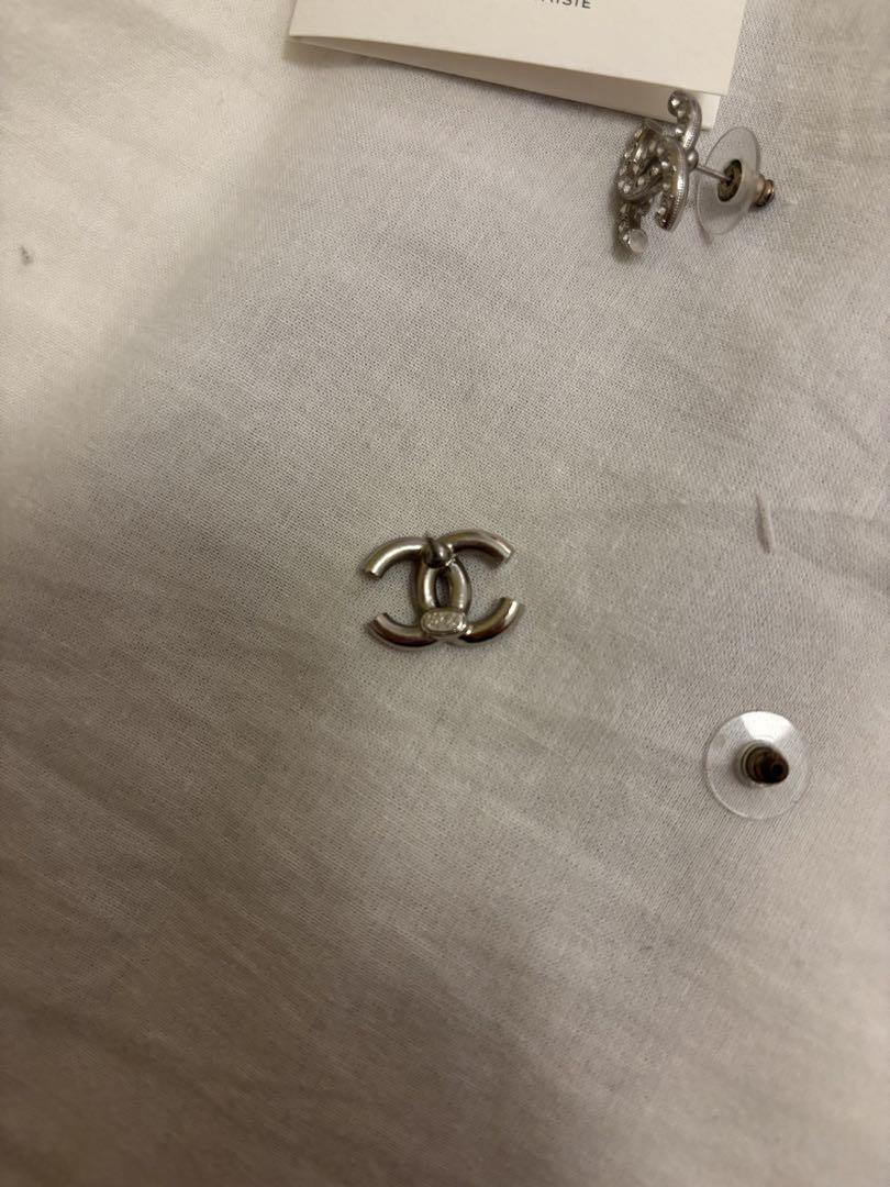 CHANEL CCロゴ クリスタルピアス