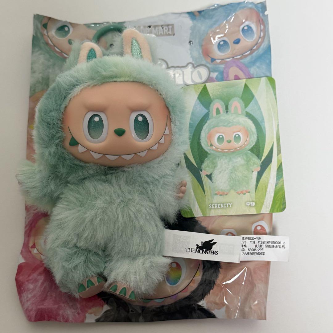 正規品 ラブブ LABUBU Big into Energy SERENITY ラブブ LABUBU Big into Energy SERENITYの通販 by 月｜ラクマ