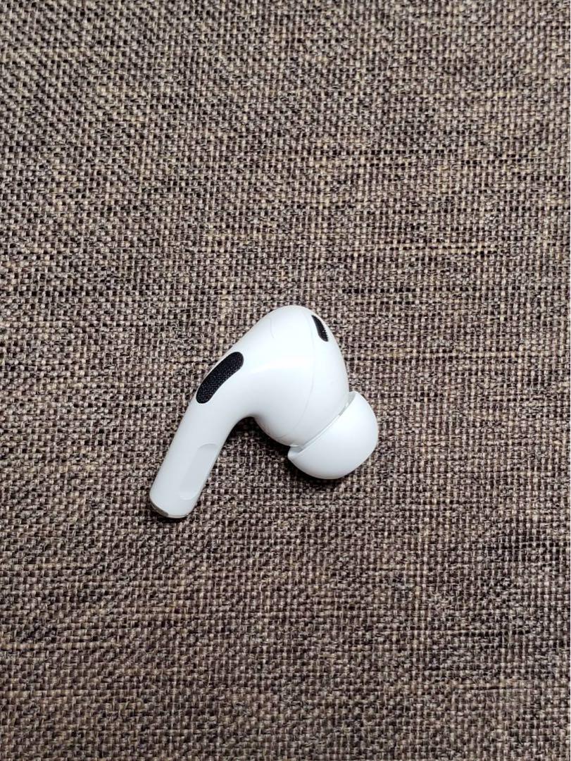 右耳 Apple AirPods Pro 第2世代 正規品 片耳114