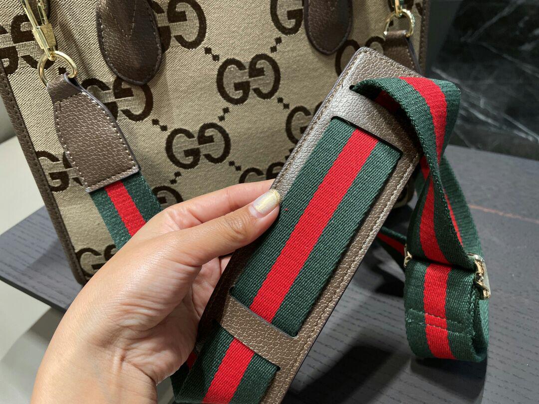 E10「超美品」GUCCI グッチトートバッグ2 - メルカリ E10「超美品」GUCCI グッチトートバッグ2 - メルカリ