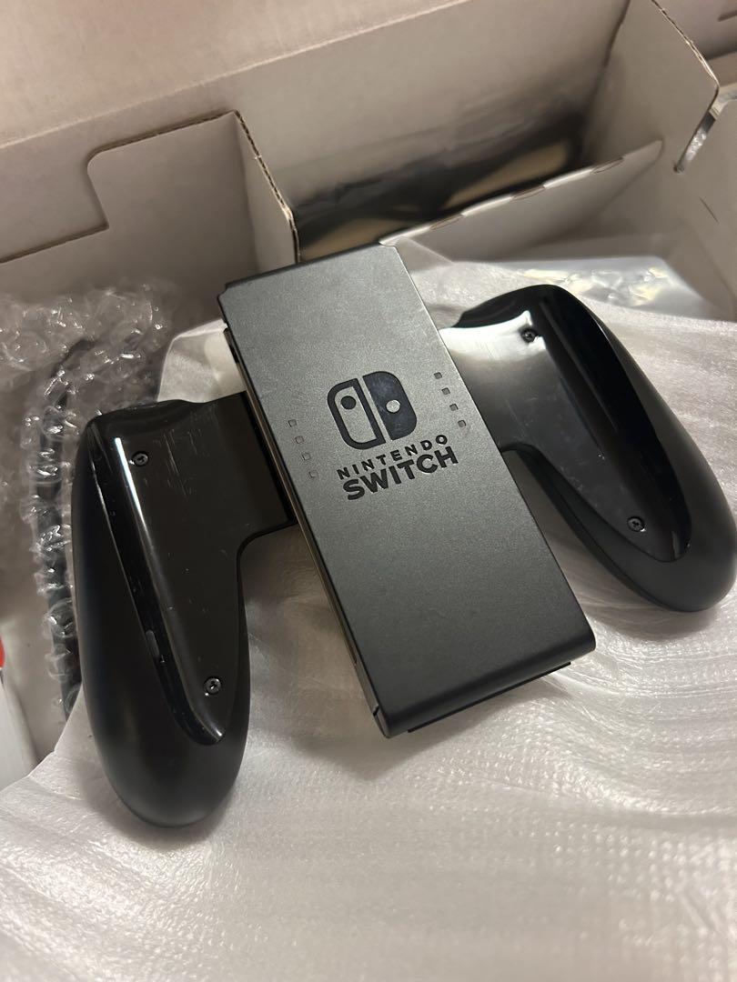 Switch　ピカブイ　レッツゴーピカチュウ　本体