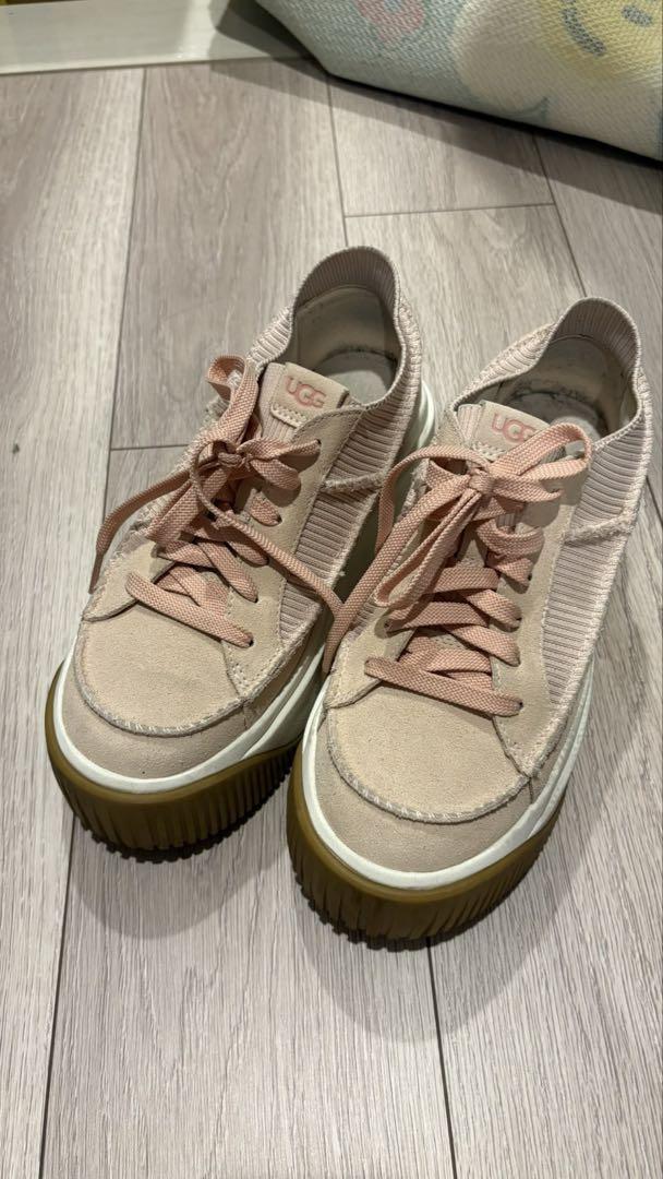 UGG ピンクベージュ　厚底スニーカー　23.5cm アグ