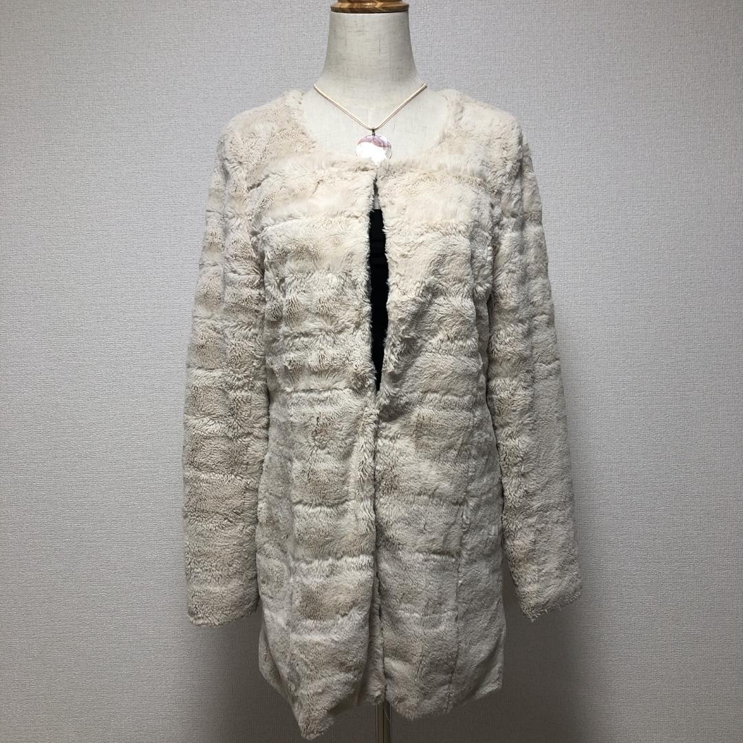 【美品】Re　ノーカラークルーネック上品フェイクファーロング丈長袖コート 美品】Re ノーカラークルーネック上品フェイクファーロング丈