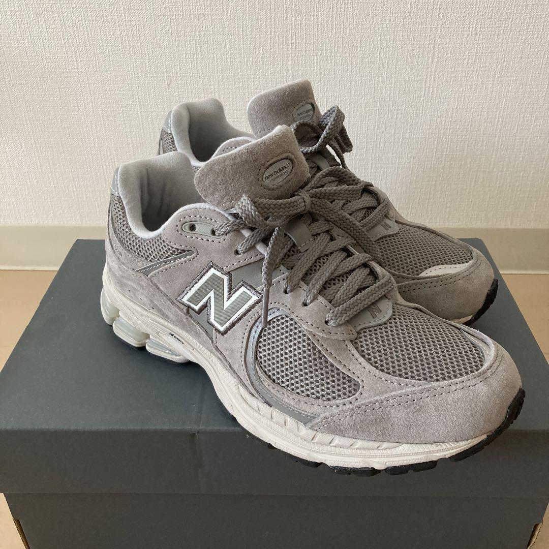 靴 New Balance M2002R GRAY 25cm