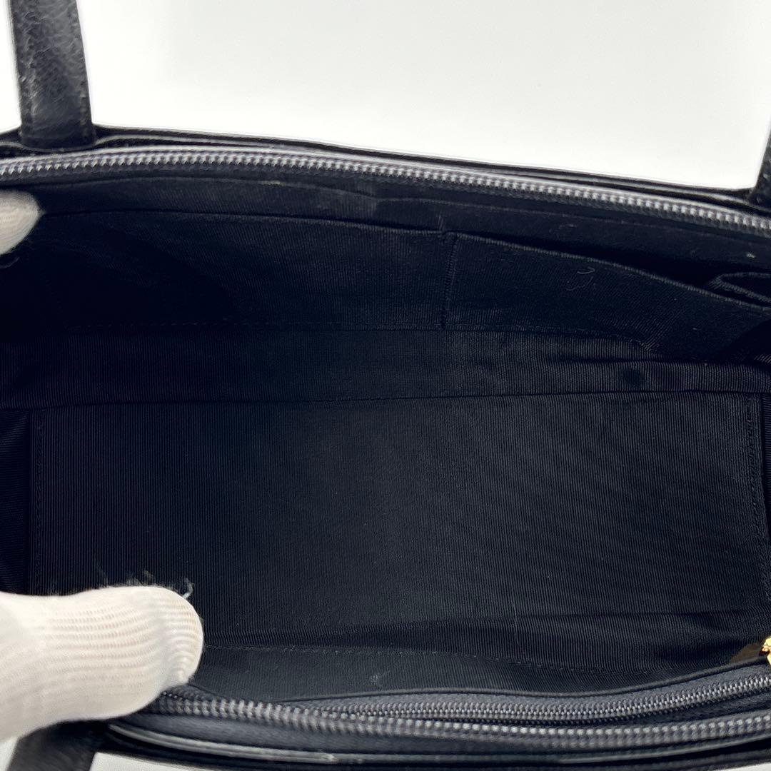 GIVENCHY　4Gロゴ　自立　ハンドバッグ　フォーマル　レザー　ジバンシー