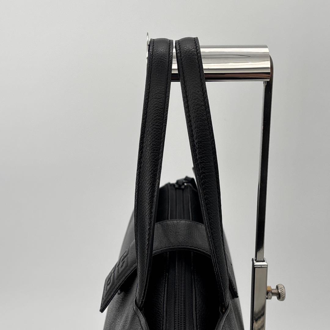 GIVENCHY　4Gロゴ　自立　ハンドバッグ　フォーマル　レザー　ジバンシー