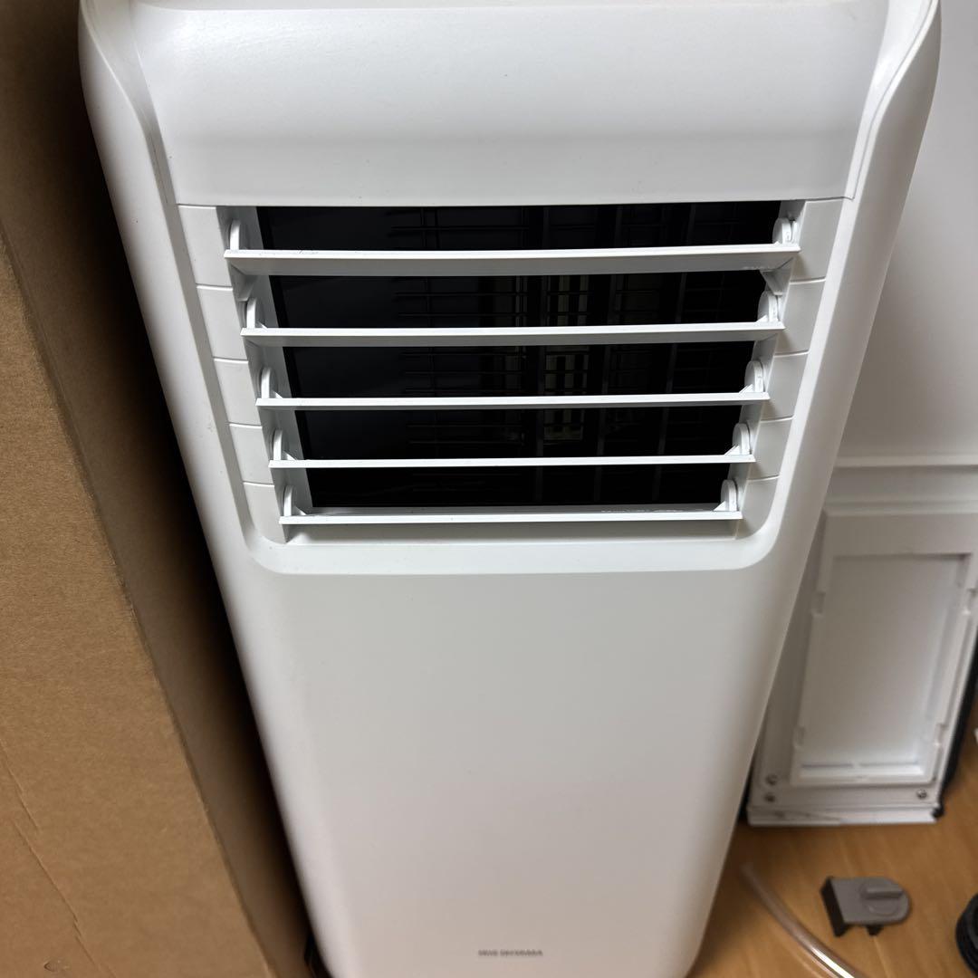 美品 アイリスオーヤマ ポータブルクーラーIPA-2202Gスポット除湿