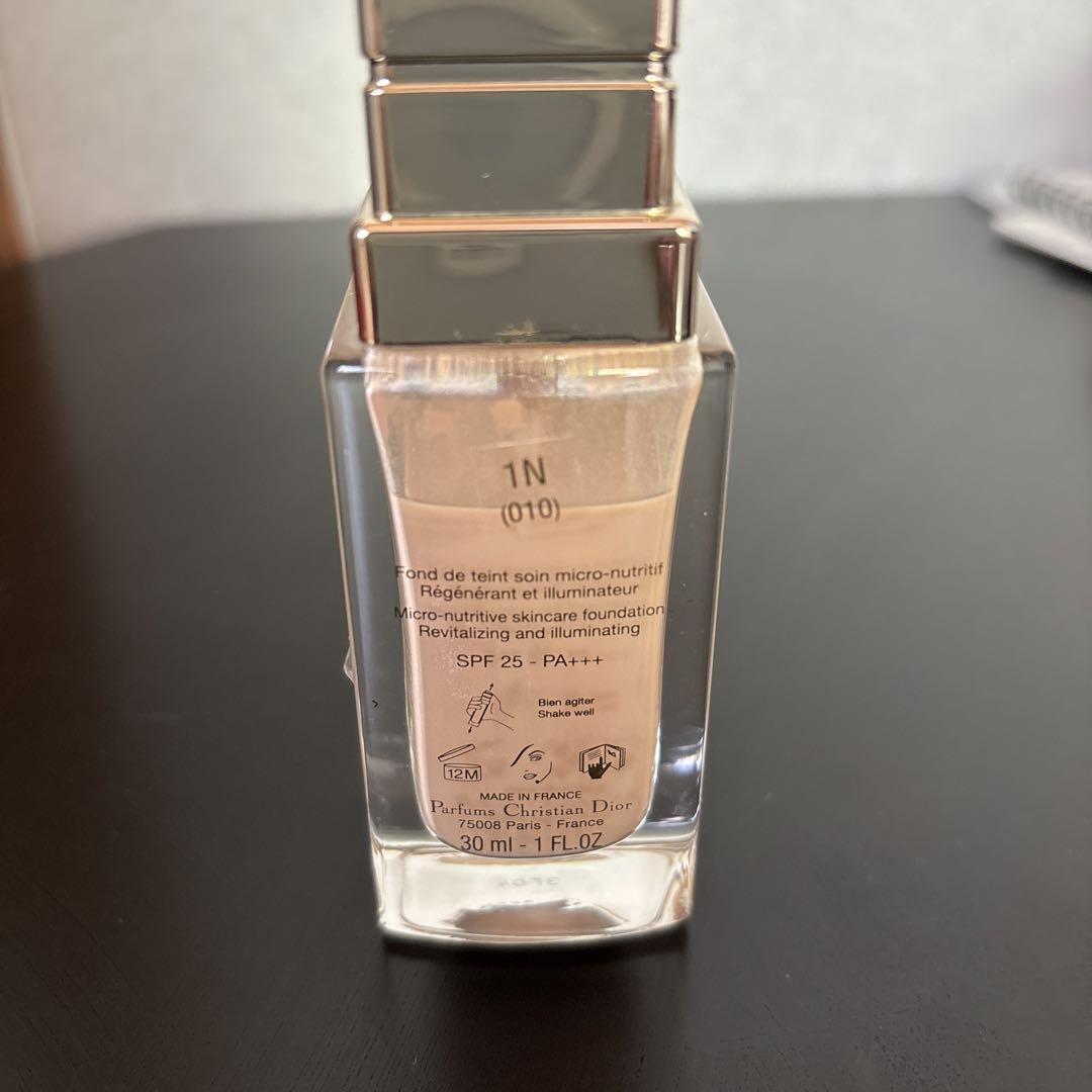 未使用　DIORプレステージリキッドファンデーション Diorプレステージルフルイドタンドゥローズ （リキッド