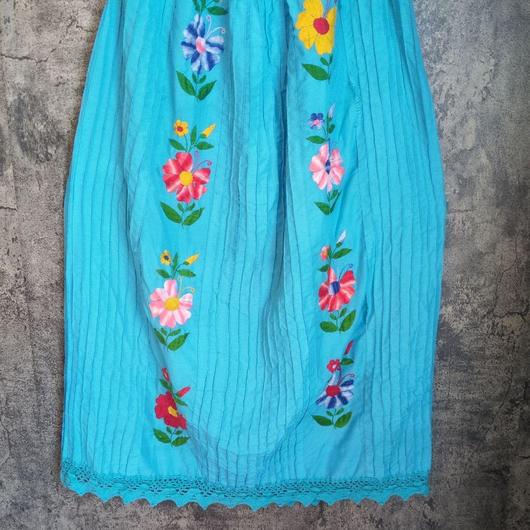 ヴィンテージ　海外古着　花柄刺繍ワンピース　カラフル　かわいい　エスニック ヴィンテージ 海外古着 花柄刺繍ワンピース カラフル かわいい