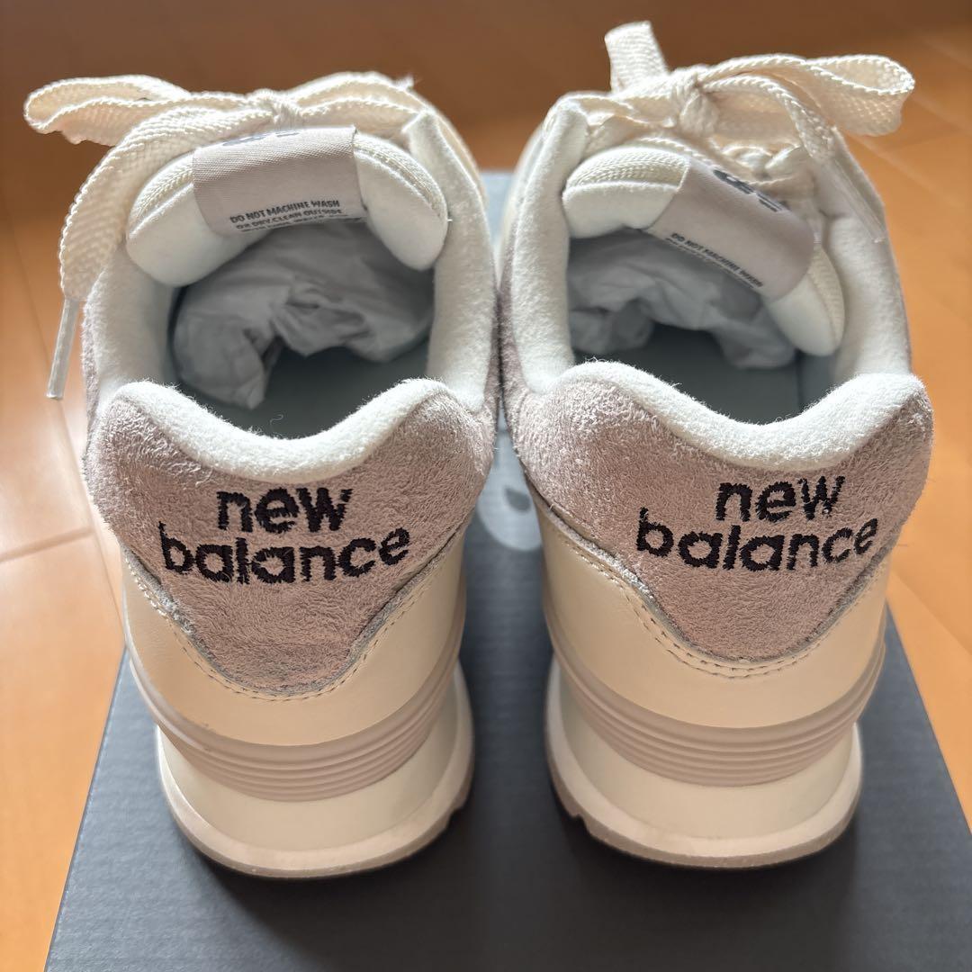 New Balance スニーカー ホワイト/グレー　WL574GB2 New Balance スニーカー ホワイト/グレー WL574GB2 - メルカリ