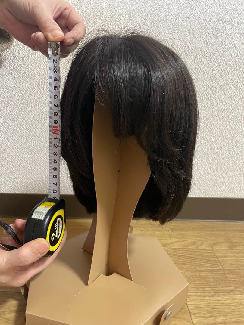 ダークブラウン