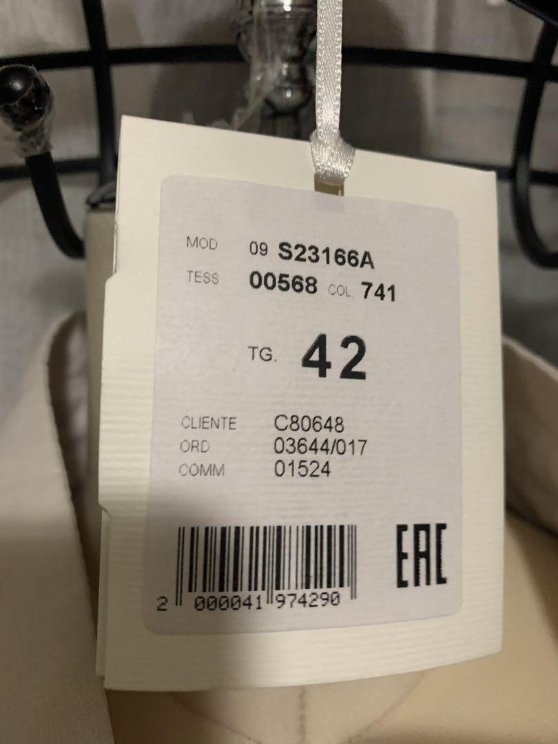 新品　PESERICO