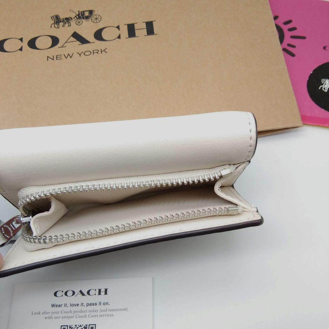 新品　COACH　折り財布　マイクロウオレット　レディース