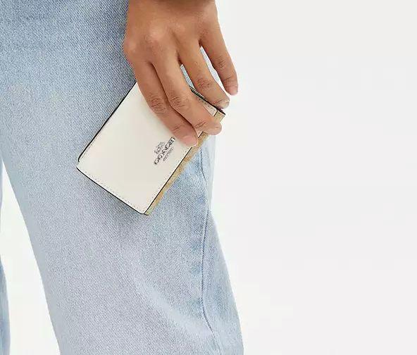 新品　COACH　折り財布　マイクロウオレット　レディース