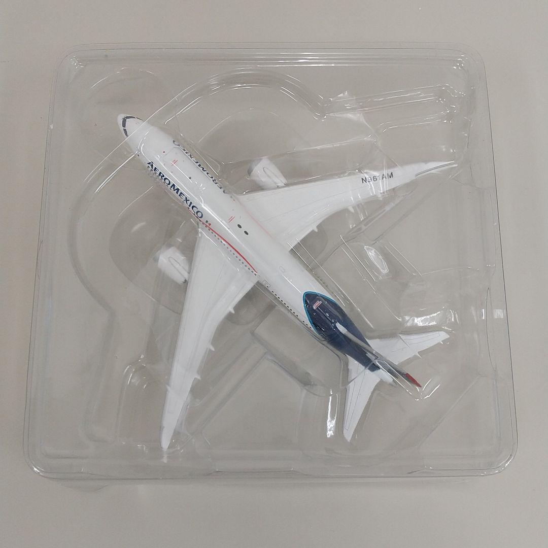 100%新品 1 400 AERO MEXICO BOEING 787-8 N961AM jCO4J-m32176343141 限定SALE