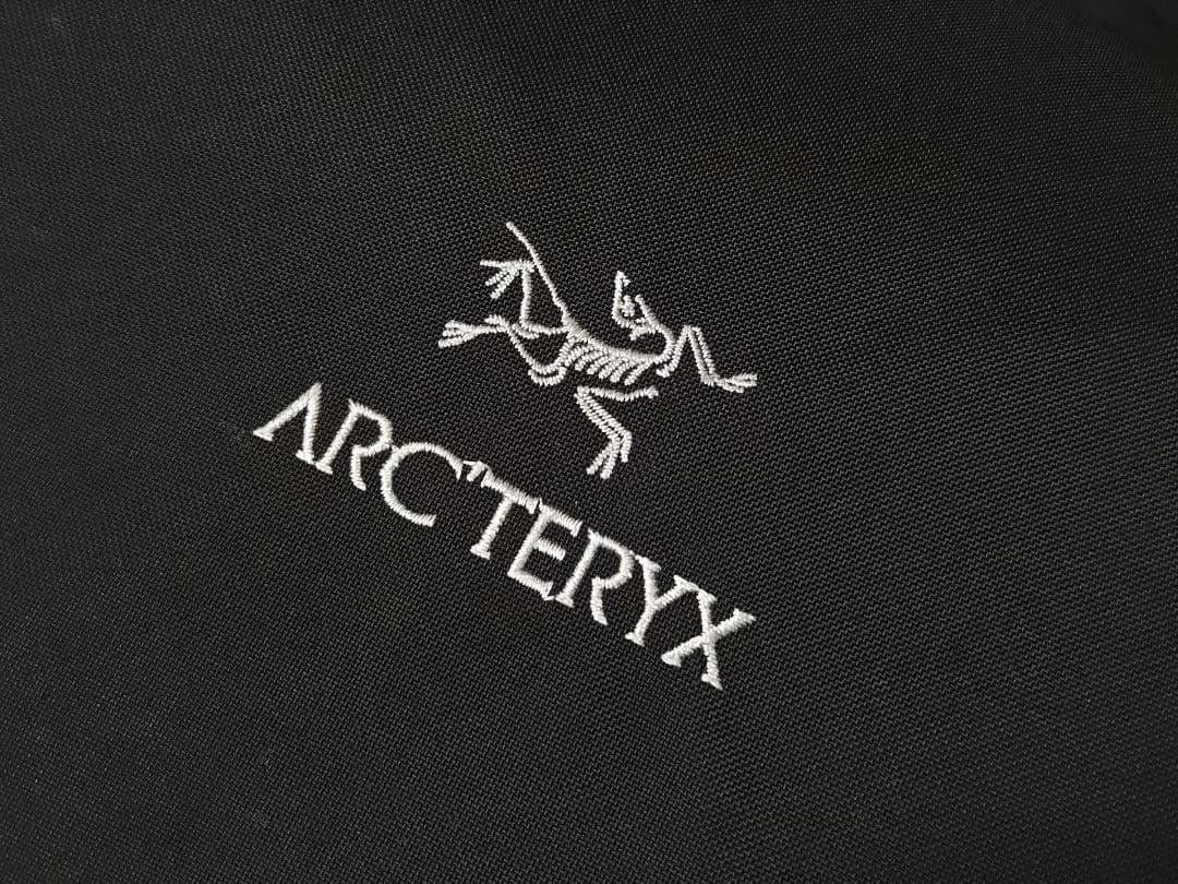 【保障できる！】 BLADE 28 ARC TERYX リュック バックパックARC TERYX 100％品質保証。