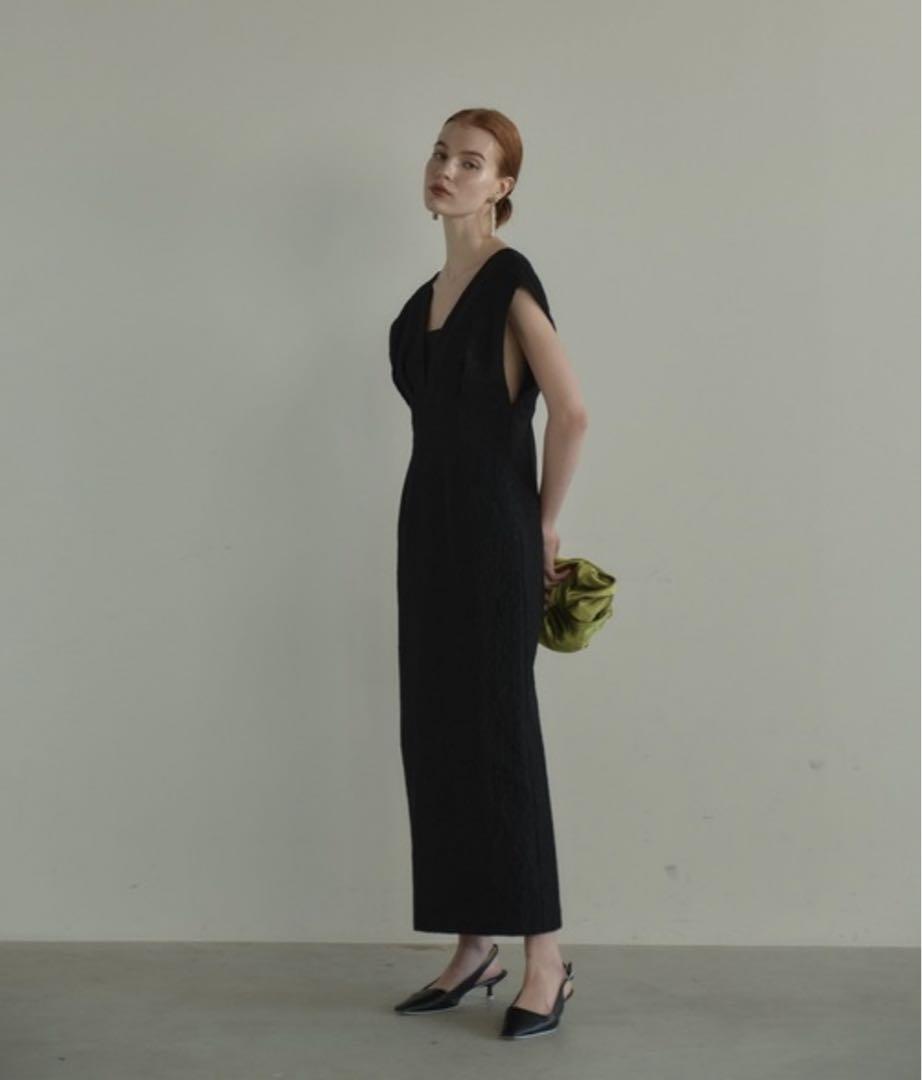 ANDRESD V line jacquard dress
